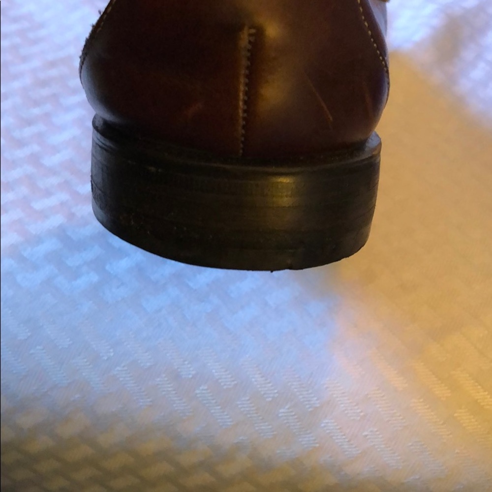 Shoes - Picture 5 of 7
